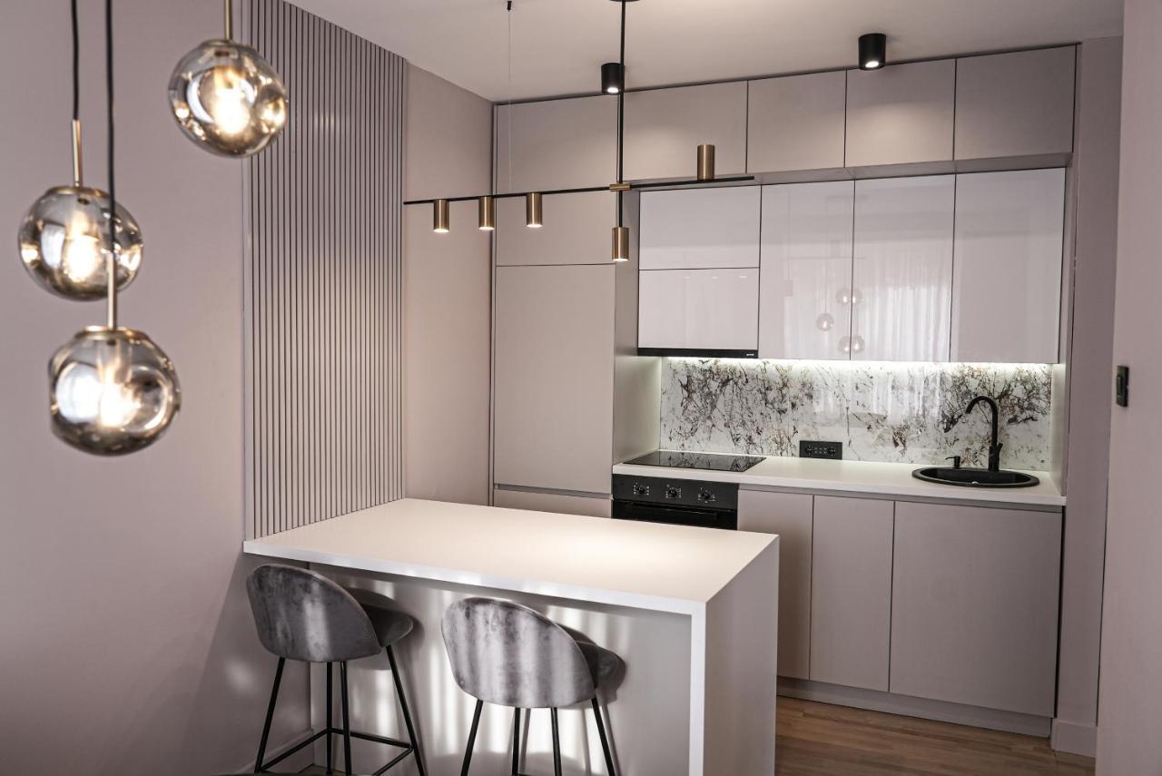 Zest Residence Kragujevac Buitenkant foto