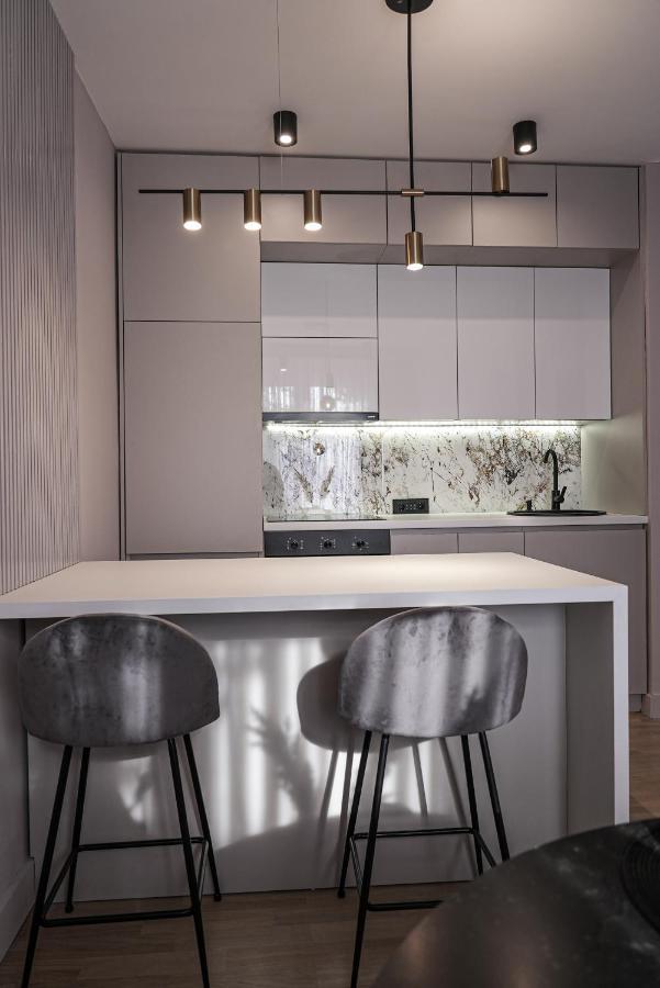 Zest Residence Kragujevac Buitenkant foto